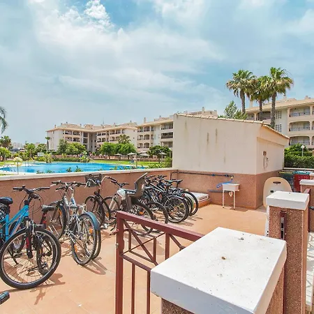 221 Lovely Laguna Alicante-holiday Dehesa de Campoamor (Orihuela Costa)
